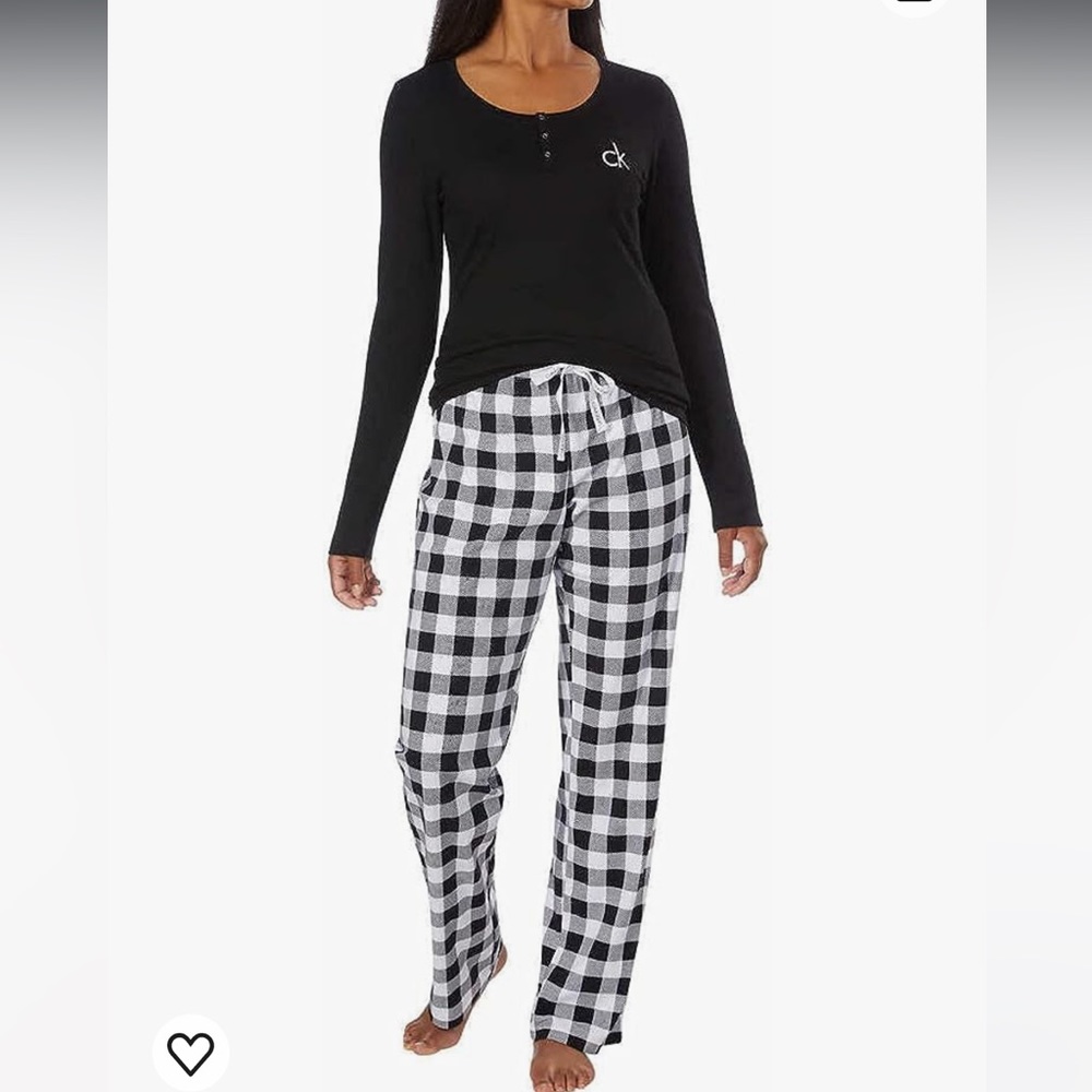 CALVIN KLEIN women’s 2 piece fleece pajama set in black/buffalo check!